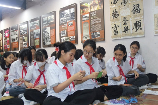 Các di tích lịch sử văn hóa của Hà Nội đón gần 1,6 triệu lượt khách tham quan