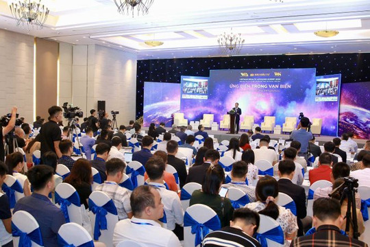 Diễn đàn Cấp cao Cố vấn tài chính Việt Nam lần thứ hai năm 2024 tại Hà Nội