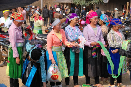 Bảo tồn văn hóa truyền thống trong chợ phiên của đồng bào các dân tộc thiểu số tại Cao Bằng