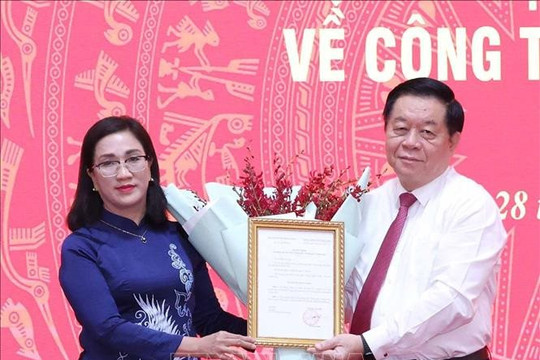 Bà Đinh Thị Mai giữ chức Phó Trưởng ban Tuyên giáo Trung ương