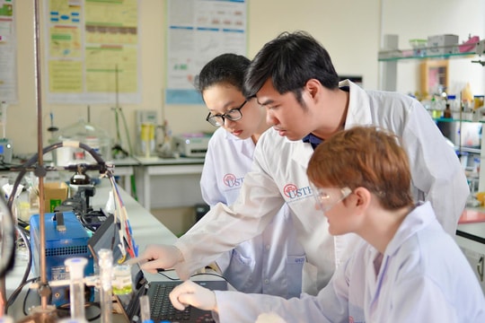 Luật Thủ đô (sửa đổi): Chính sách mới, cơ sở pháp lý mới giúp Hà Nội không để “lọt” người tài