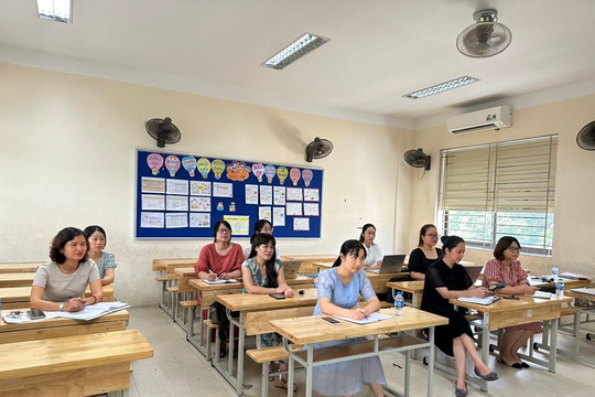 Quận Ba Đình (Hà Nội): Tập huấn giáo viên sử dụng sách giáo khoa lớp 5