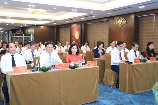 Thành ủy Hà Nội khai giảng lớp đào tạo, bồi dưỡng cho cán bộ Thủ đô Viêng Chăn, Lào
