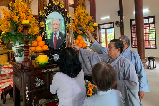 Tổ đình Từ Đàm ở Thừa Thiên Huế lập bàn thờ, tưởng niệm Tổng Bí thư Nguyễn Phú Trọng