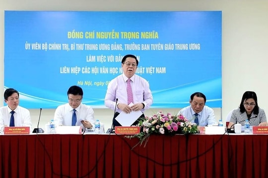 Phấn đấu có nhiều tác phẩm giá trị cao về tư tưởng và nghệ thuật