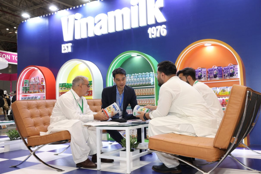 Vinamilk - "đại diện" duy nhất của ngành FMCG lọt top 50 công ty niêm yết tốt nhất 12 năm liền