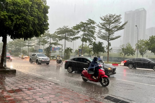 Hà Nội triển khai chính sách gia hạn, miễn giảm thuế với người nộp thuế bị tổn thất do bão số 3 trên điạ bàn Thủ đô