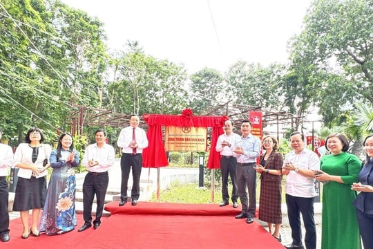 Quận Đống Đa tổ chức Lễ gắn biển công trình “dân vận khéo” chào mừng kỷ niệm 70 năm Ngày Giải phóng Thủ đô
