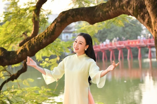 Sao Mai Khánh Ly ra MV mới kể về “Hà Nội những ngày tháng cũ”