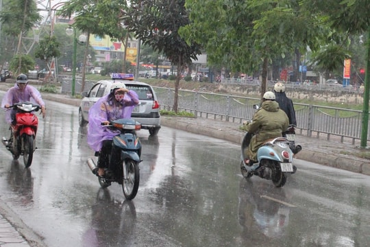 Miền Bắc đón không khí lạnh, mưa giông xuất hiện
