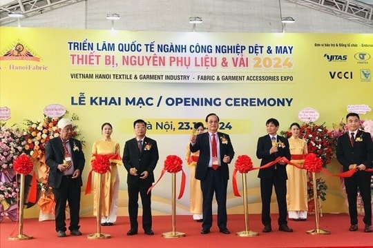 Khai mạc triển lãm quốc tế ngành công nghiệp dệt may tại Hà Nội