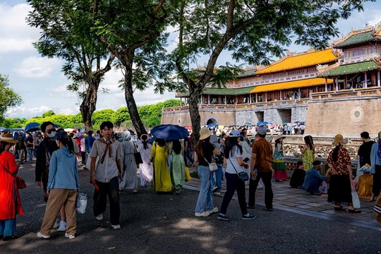 Ngành du lịch đẩy mạnh truyền thông, định vị Huế là điểm đến xanh, sạch và phát triển bền vững