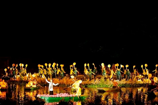 Festival Ninh Bình năm 2024: “Dòng chảy di sản” trên đất Cố đô Hoa Lư