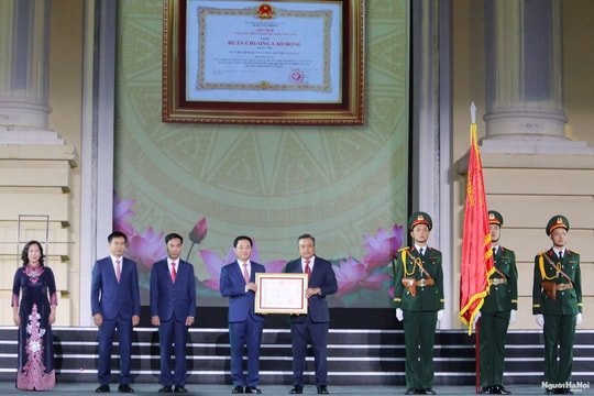 [Video] Thị xã Sơn Tây nhận Huân chương Lao động hạng Nhì, tự hào miền đất xứ Đoài của Thủ đô