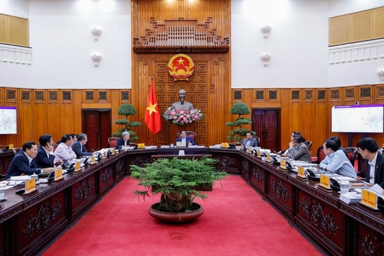 Sớm hoàn thiện Hồ sơ Đề án phát triển hệ thống mạng lưới đường sắt đô thị tại Hà Nội, TP Hồ Chí Minh đến năm 2035