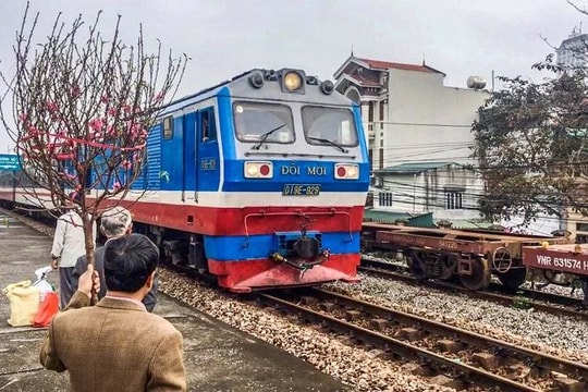 Mở bán vé tàu Tết tuyến Hà Nội - Hải Phòng