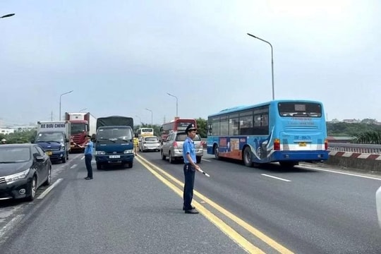 Hà Nội lấy ý kiến nhân dân về việc tăng mức phạt nhiều hành vi vi phạm luật giao thông