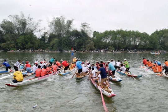 Không tổ chức lễ hội tràn lan gây tốn kém, lãng phí thời gian, tiền bạc