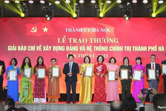 Phát huy vai trò của báo chí trong công tác xây dựng Đảng