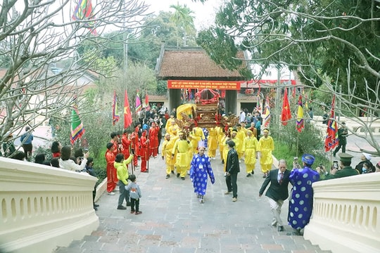 Gìn giữ, phát huy giá trị của di tích đình Vẽ, phường Đông Ngạc, Bắc Từ Liêm, Hà Nội