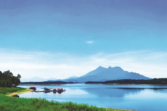 Xứ Đoài - miền đất thiêng, vùng đất thơ