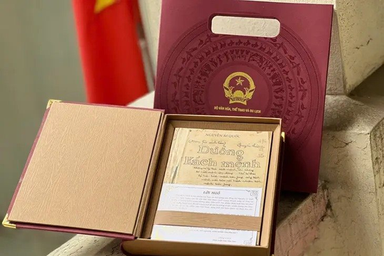 Tái hiện bản gốc cuốn sách "Đường Kách mệnh"