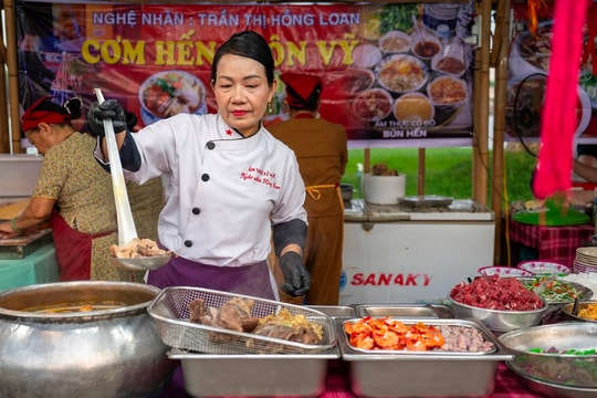 Hấp dẫn, đa dạng ẩm thực của Việt Nam ở “Huế - Kinh đô ẩm thực”
