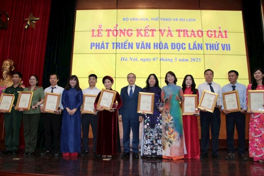 Trao Giải thưởng Phát triển văn hóa đọc lần thứ VII