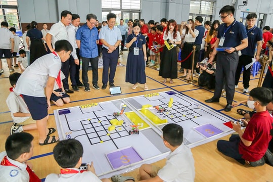 Học sinh thỏa sức sáng tạo, phát huy niềm đam mê khoa học kỹ thuật