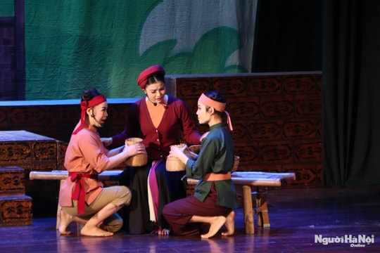Công diễn vở chèo cổ “Trinh Nguyên” với bản phục dựng công phu, tâm huyết của NSND Trần Quốc Chiêm