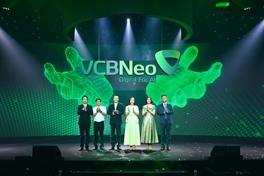 VCBNeo - công bố thương hiệu mới và ứng dụng ngân hàng số NeoOne