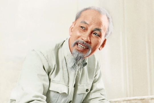 Tinh hoa thơ ca Hồ Chí Minh