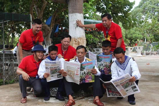 Tình yêu Tổ quốc giữa đại dương