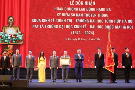 Trường Đại học Kinh tế (ĐHQGHN) tiên phong mở lối chuyển đổi số cho doanh nghiệp tư nhân