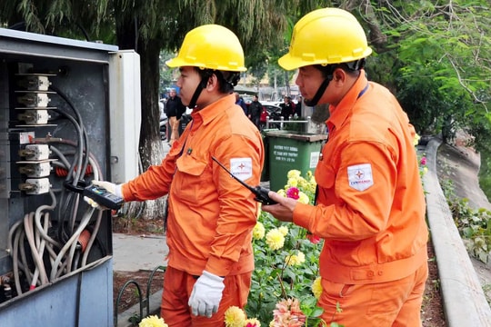 Hà Nội phát động tiết kiệm điện trong dịp cao điểm hè