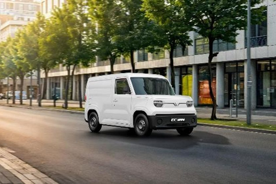 VinFast EC Van: Xe tải điện cỡ nhỏ nhưng “gánh việc to” cho tiểu thương phố thị