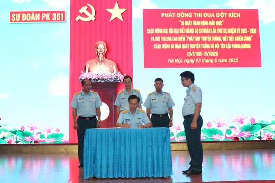 Sư đoàn 361 phát động thi đua chào mừng Đại hội và kỷ niệm 60 năm Ngày truyền thống Bộ đội Tên lửa
