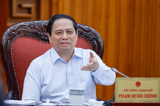 Thủ tướng Phạm Minh Chính: “Không có vùng cấm, không có ngoại lệ” trong xử lý vi phạm buôn lậu, hàng giả