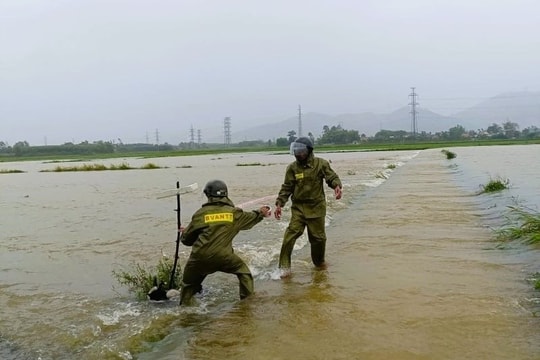 Báo chí tăng cường đưa tin hướng dẫn người dân kỹ năng phòng ngừa, ứng phó bão lũ