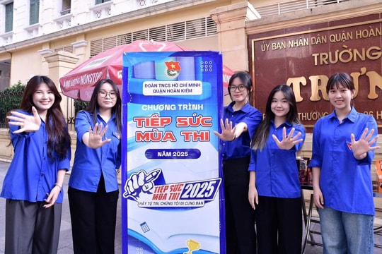 Hơn 8.000 tình nguyện viên tiếp sức kỳ thi tốt nghiệp THPT