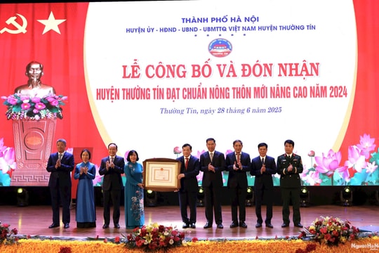 Huyện Thường Tín đón nhận danh hiệu đạt chuẩn nông thôn mới nâng cao