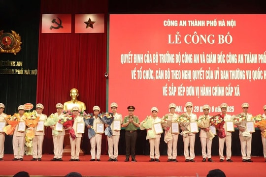 Hà Nội công bố 126 Công an cấp xã sau sắp xếp