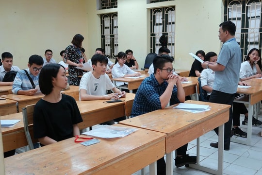 Hà Nội chấm thi tốt nghiệp THPT, hoàn thành xét tốt nghiệp chậm nhất ngày 18/7