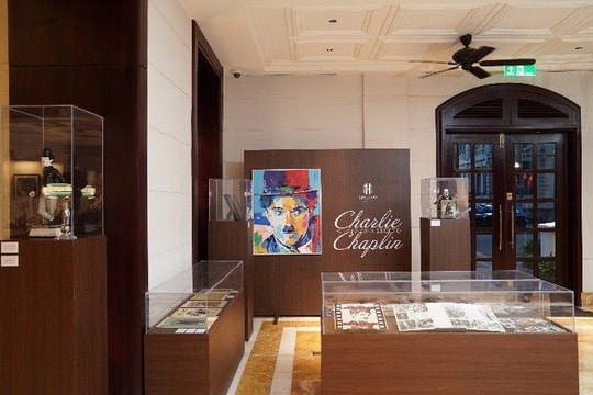 Trưng bày kỷ vật của danh hài Charlie Chaplin tại Hà Nội
