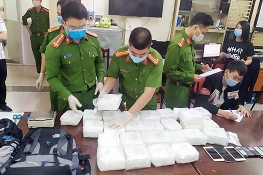 Hà Nội khen thưởng nhiều cá nhân có thành tích xuất sắc trong đấu tranh phòng, chống tội phạm