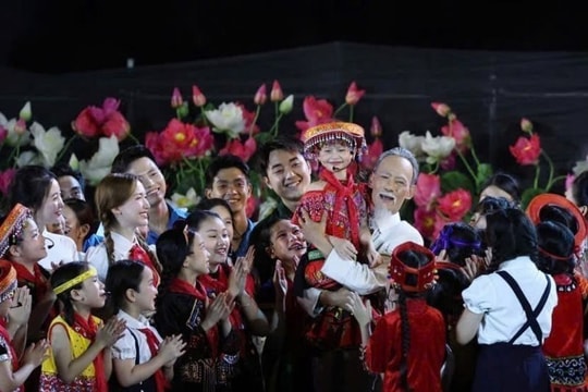 Chương trình nghệ thuật đặc biệt kỷ niệm 80 năm Ngày truyền thống Ngành Văn hóa