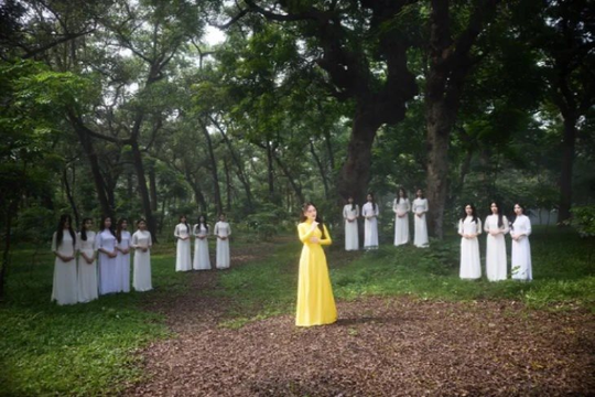 "Câu chuyện từ những bài ca" đưa khán giả trở về với ca khúc "Huyền thoại mẹ"