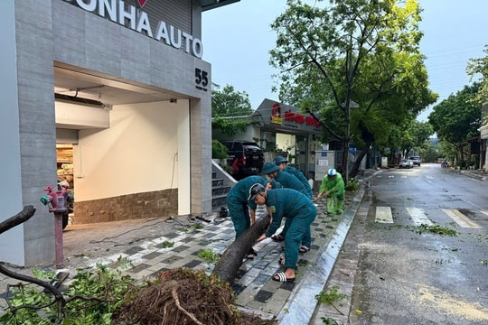 Phường Phú Thượng chủ động triển khai các biện pháp phòng, chống bão lụt