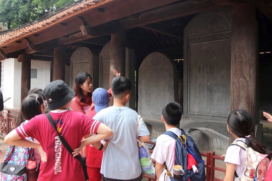 Hà Nội tạm dừng các hoạt động vui chơi, giải trí, du lịch để ứng phó với bão số 3