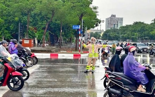 Hà Nội triển khai ứng phó khẩn cấp với bão số 3